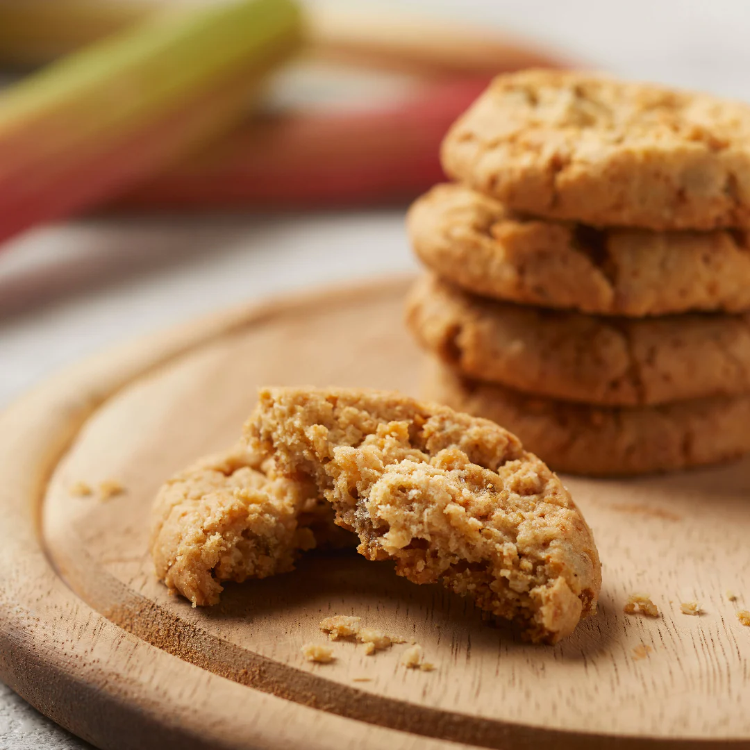 Rhubarb Crumble Biscuits - Image 2